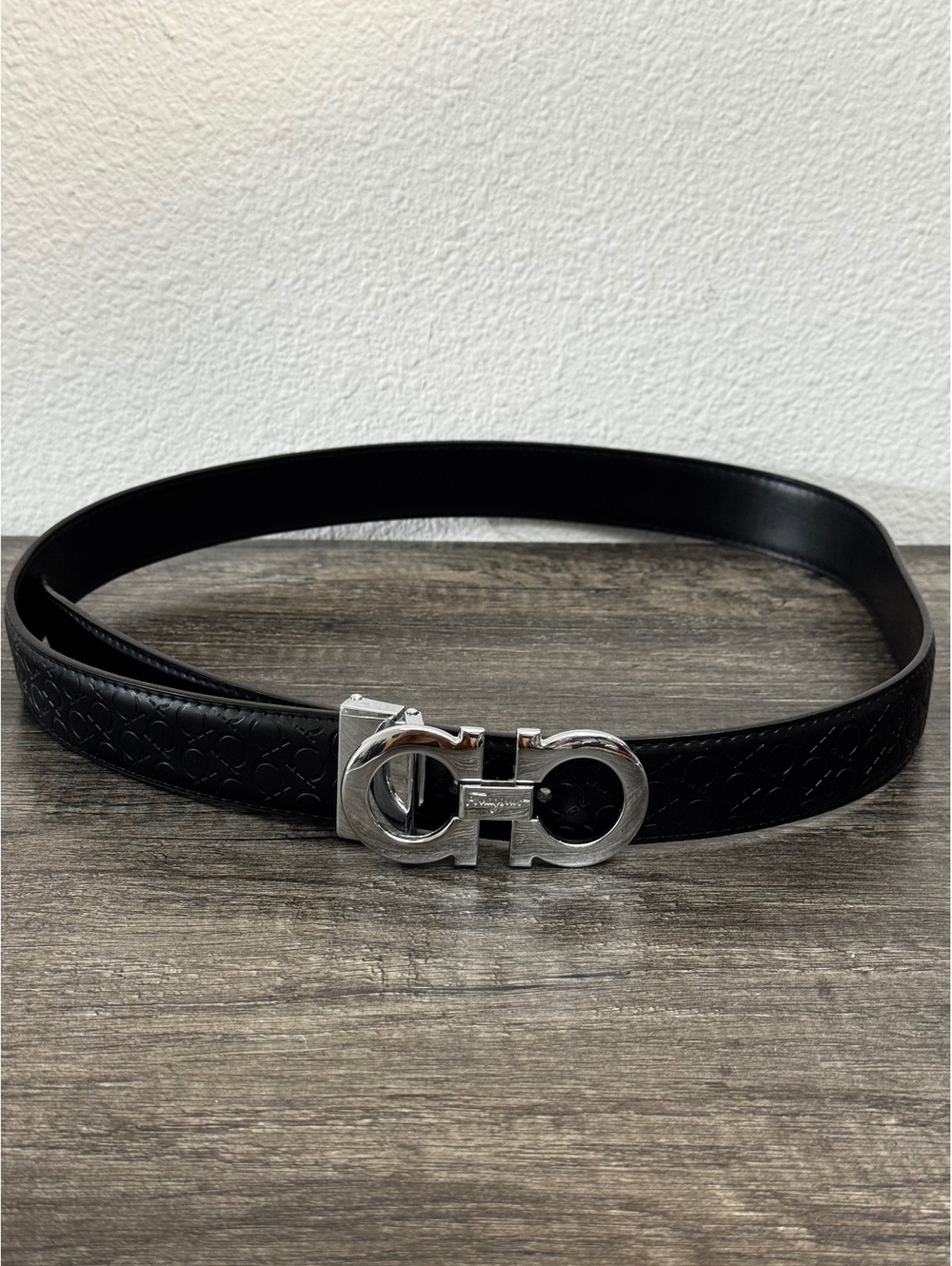 Salvatore Ferragamo Gancini Black Leather Belt Silver Buckle Size 46/115